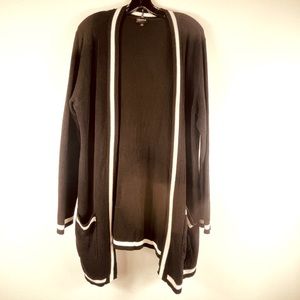TORRID Open Cardigan Black with White Trim Knit Long Line Women's Size 2 (2X)